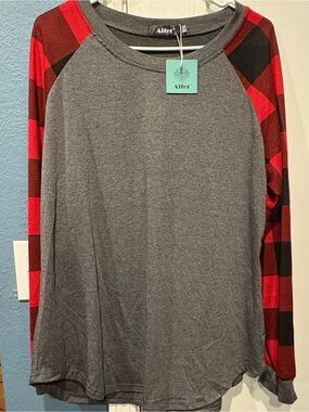 Aifer Gray Top with Red Buffalo Plaid Sleeves Christmas!!!